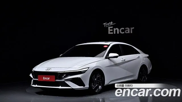 Hyundai The New Avante (CN7) 2023 Белый из Кореи