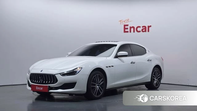 Maserati Ghibli 2018 Белый из Кореи