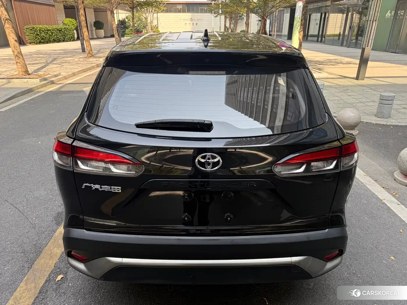 Toyota Frontlander 2022 Черный из Китая, фото 2