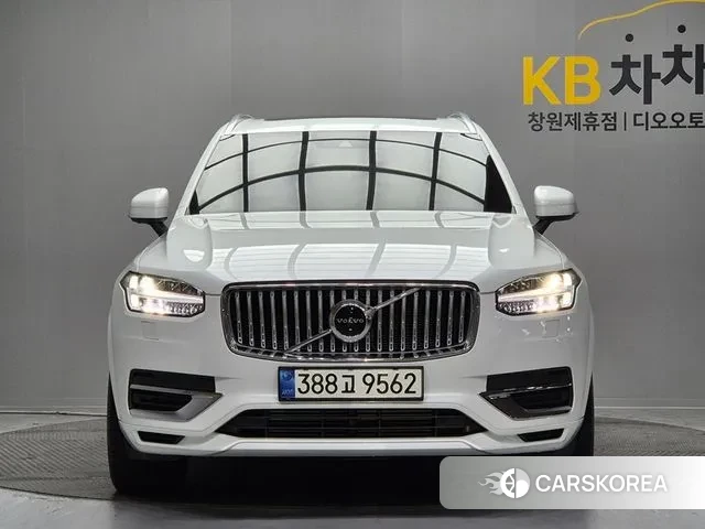 Volvo XC90 second Generation 2021 Жемчужный цвет из Кореи