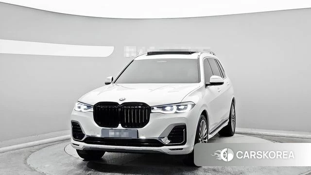 BMW X7 (G07) 2021 Белый из Кореи