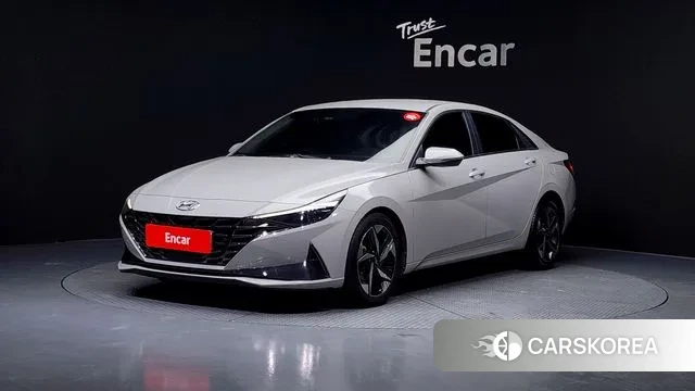 Hyundai Avante (CN7) 2021 Серебристо-серый из Кореи