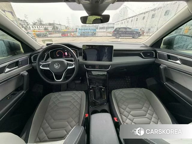 Volkswagen Tanyue 2023 Белый из Китая