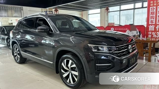 Volkswagen Tanyue 2021 Темно-серый из Китая