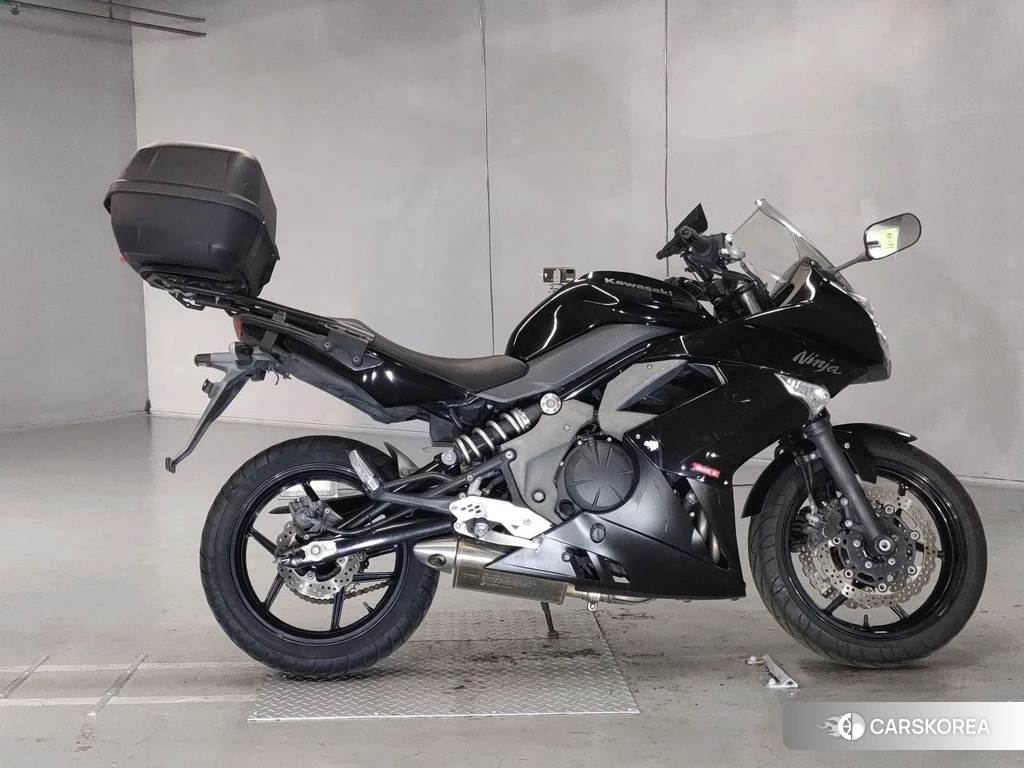 Проданный Kawasaki NINJA 400R 2011 из Японии, фото 2
