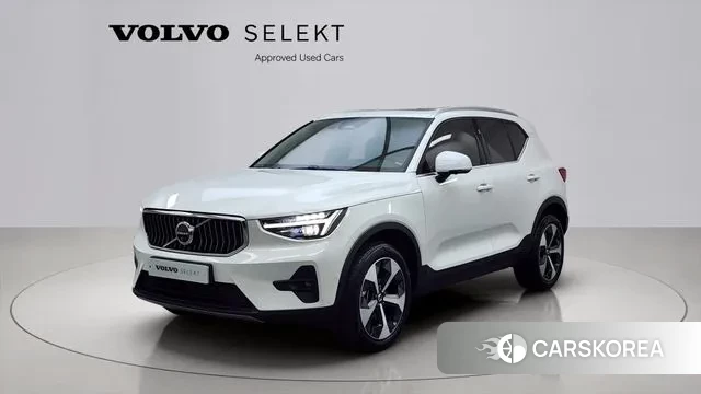Volvo XC40 2025 Белый из Кореи