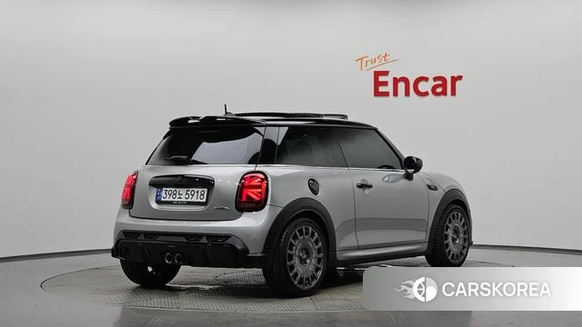 Mini Cooper S 2024 Серебристо-серый из Кореи