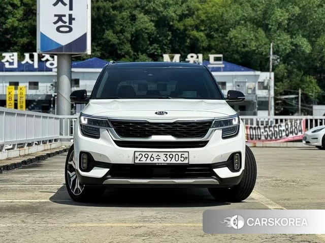 Kia Seltos 2019 Белый из Кореи