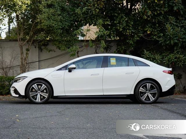 Mercedes-Benz EQE 2026 Белый из Китая