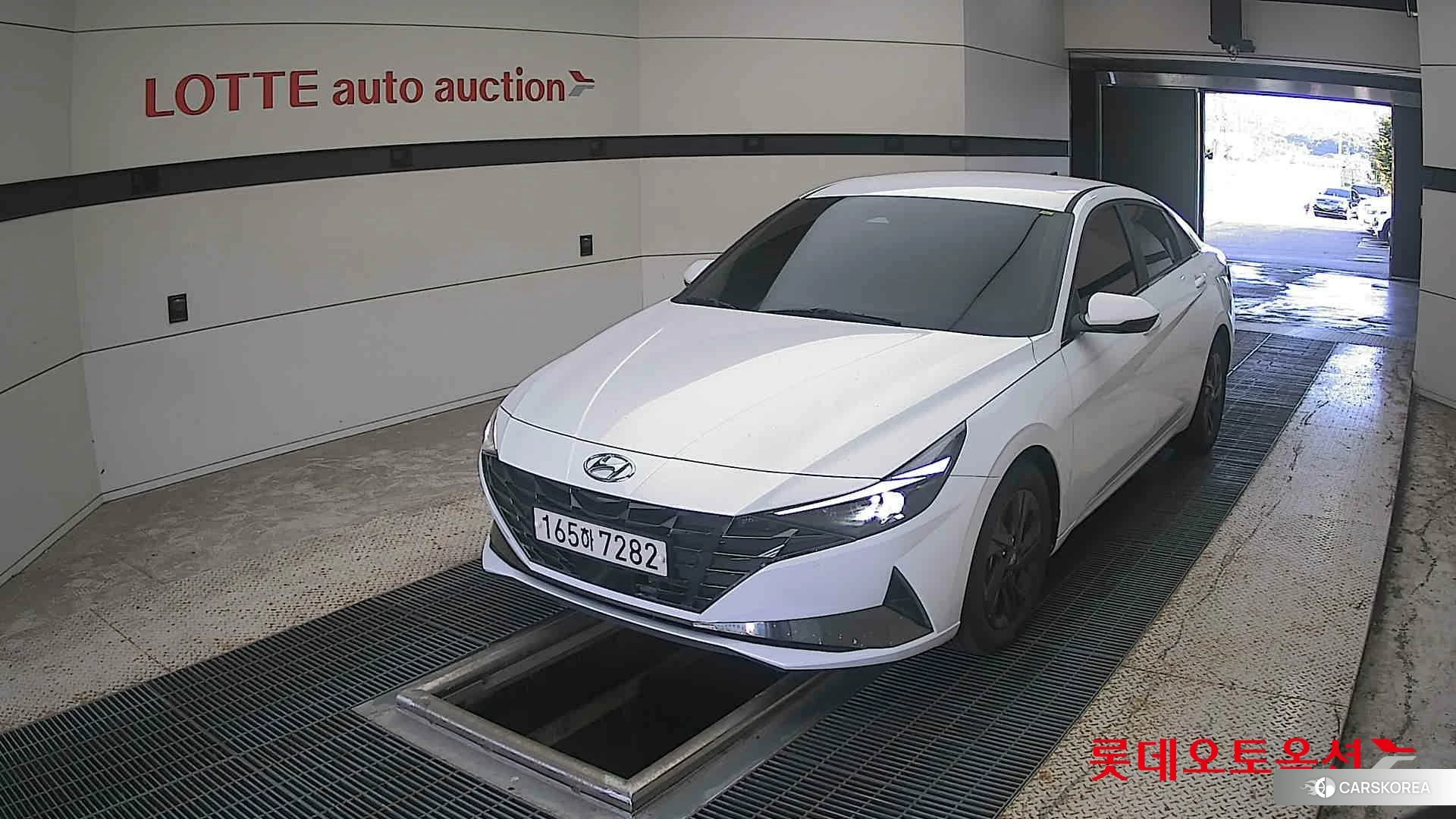 Hyundai Avante 2022 Polar White из Кореи