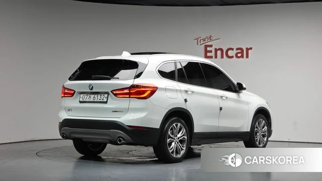 BMW X1 (F48) 2019 Белый из Кореи