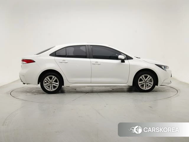Toyota Lei Ling 2023 Белый из Китая