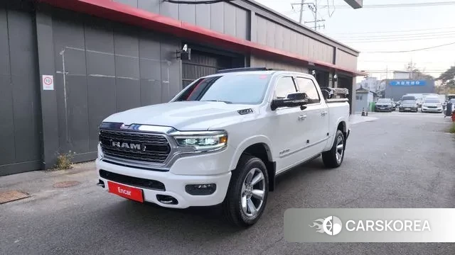 Dodge Lampicup 2022 Белый из Кореи