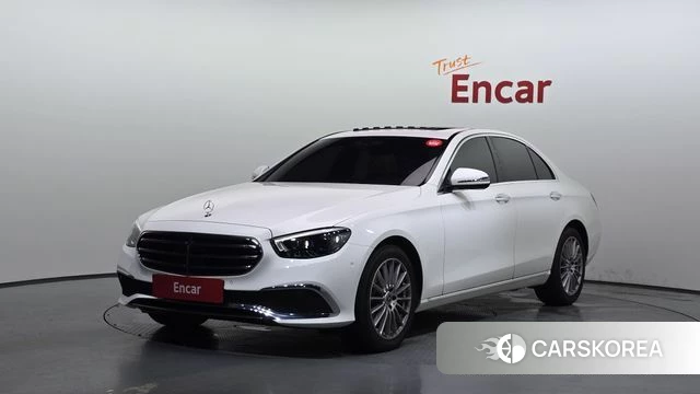 Mercedes-Benz E-Class W213 2020 Белый из Кореи