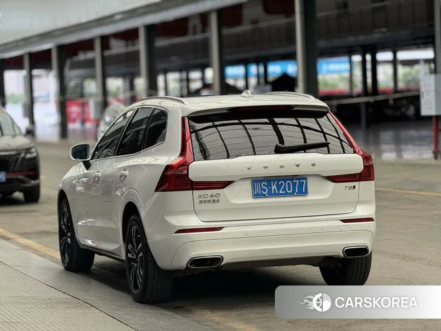 Volvo XC60 2019 Белый из Китая