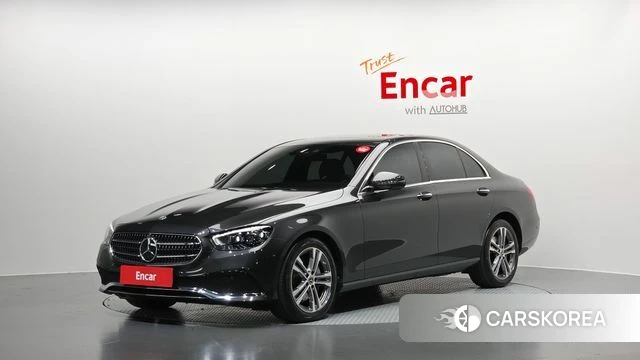 Mercedes-Benz E-Class W213 2022 Серый из Кореи