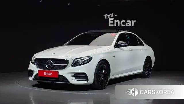 Mercedes-Benz E-Class W213 2019 Белый из Кореи