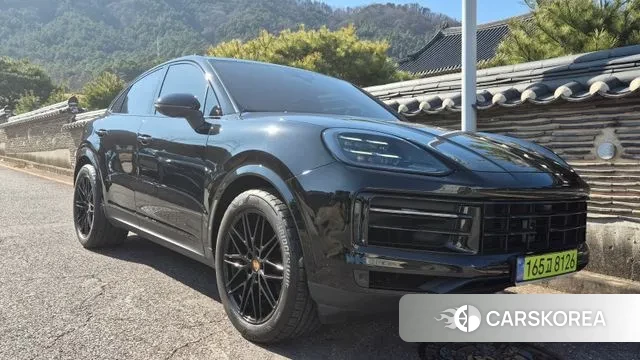 Porsche Cayenne (PO536) 2025 Черный из Кореи