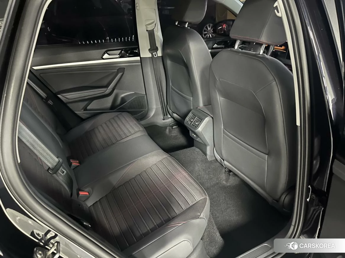 Volkswagen Lavida 2023 Черный из Китая