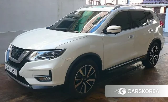 Nissan X Trail 2018 Белый из Кореи