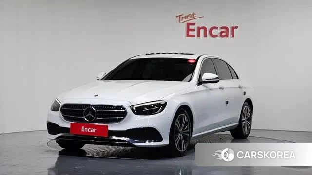 Mercedes-Benz E-Class W213 2020 Белый из Кореи