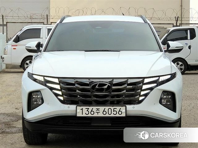 Hyundai Tucson (NX4) 2021 Белый из Кореи