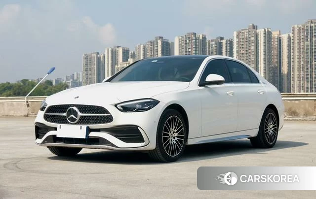 Mercedes-Benz Class C 2023 Белый из Китая
