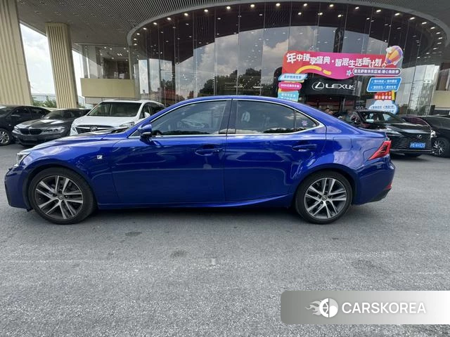 Lexus IS 2019 Синий из Китая