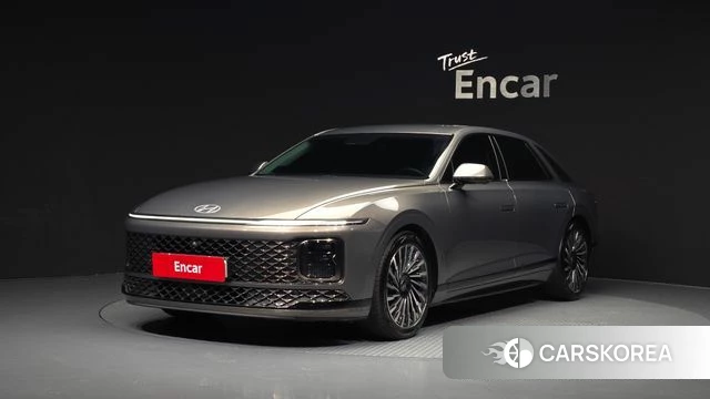 Hyundai Grandeur (GN7) 2023 Серебристо-серый из Кореи