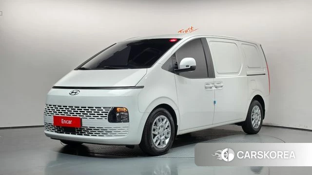 Hyundai Staria 2022 Белый из Кореи
