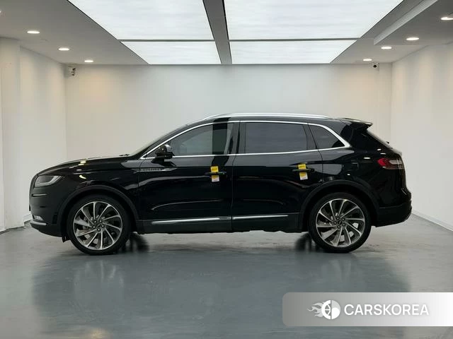Lincoln Navigator 2021 Черный из Китая