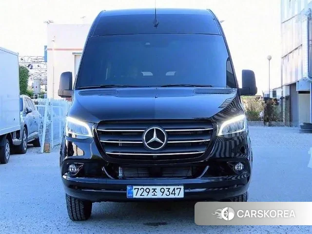 Mercedes-Benz Sprinter 2024 Черный из Кореи