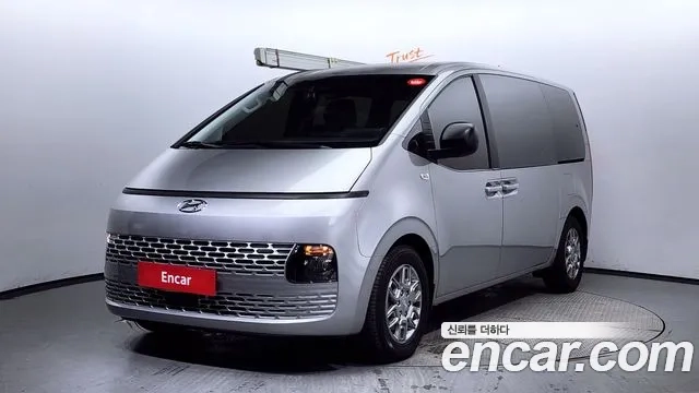 Hyundai Staria 2021 Серебряный из Кореи