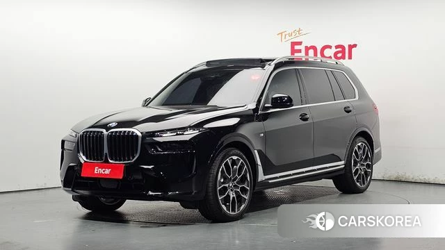 BMW X7 (G07) 2026 Черный из Кореи