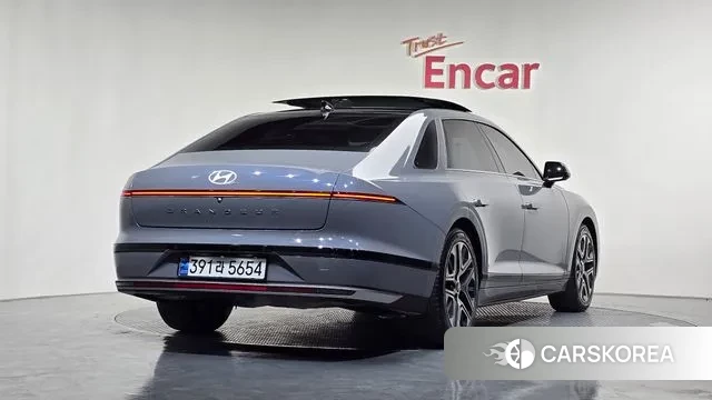 Hyundai Grandeur (GN7) 2023 Серый из Кореи