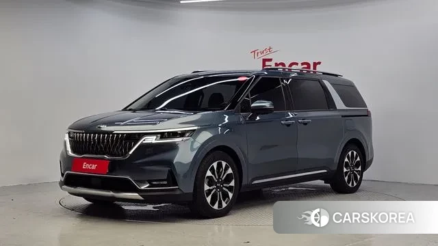 Kia Carnival 4th generation 2021 Светло-серебряный цвет из Кореи