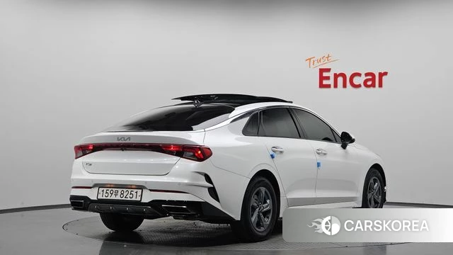 Kia K5 3rd generation 2022 Белый из Кореи