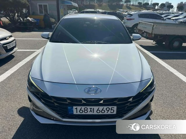 Hyundai Avante (CN7) 2021 Белый из Кореи