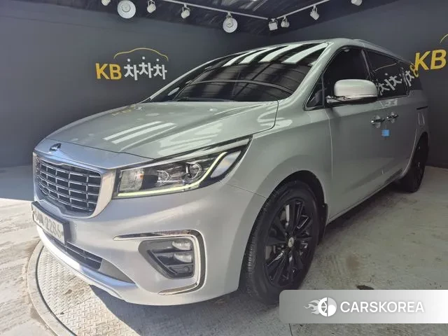 Kia The New Carnival 2018 Серебряный из Кореи