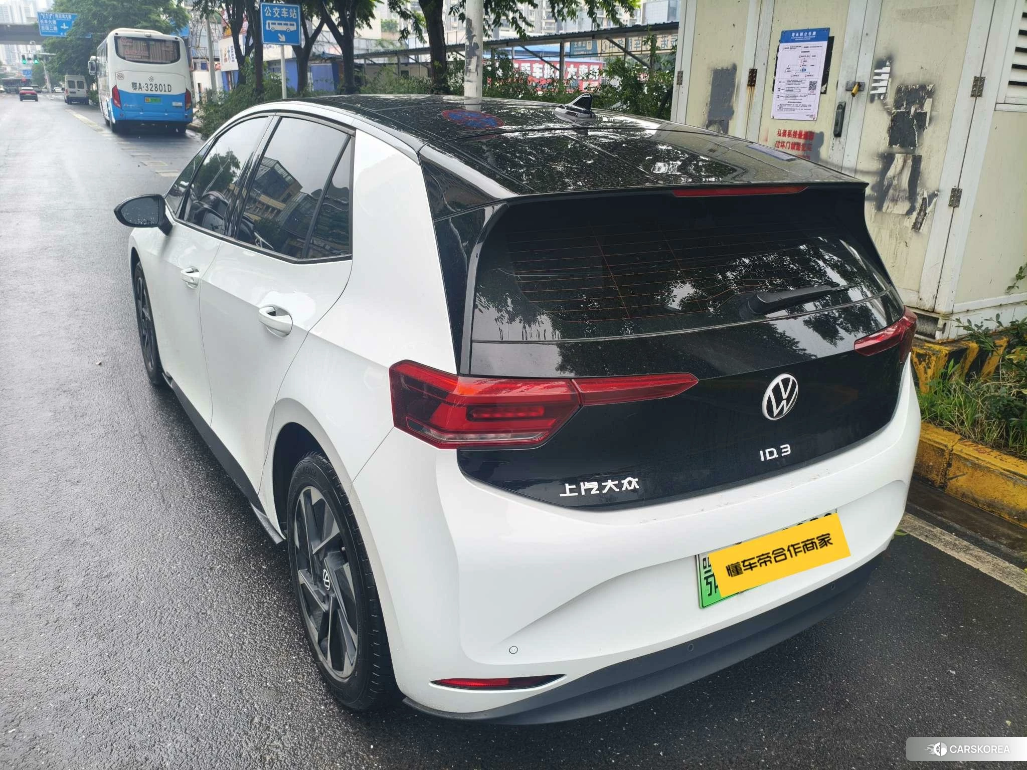 Volkswagen ID.3 2024 Белый из Китая