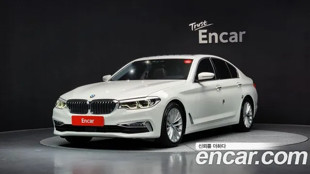 BMW 5 Series (G30) 2018 Белый из Кореи