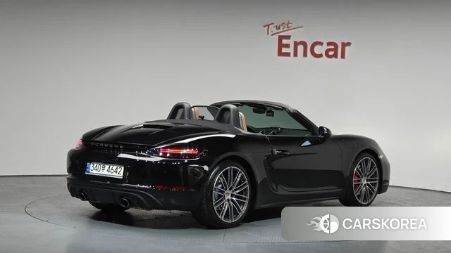 Porsche 718 Boxster 2021 Черный из Кореи