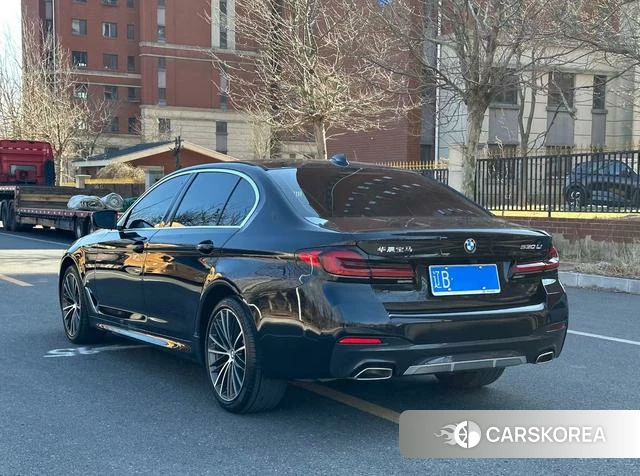BMW 5 series 2023 Черный из Китая