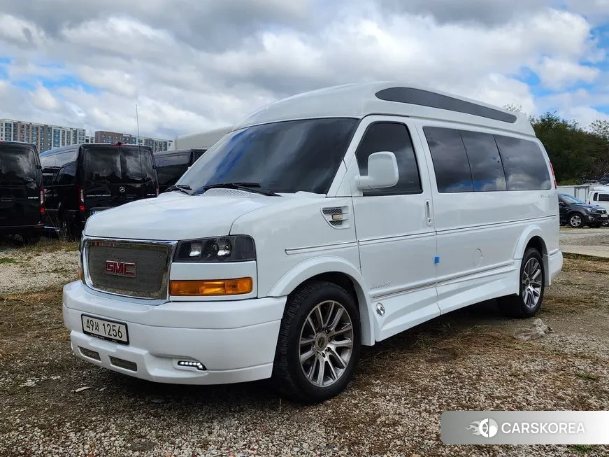 GMC Savana 2020 Белый из Кореи
