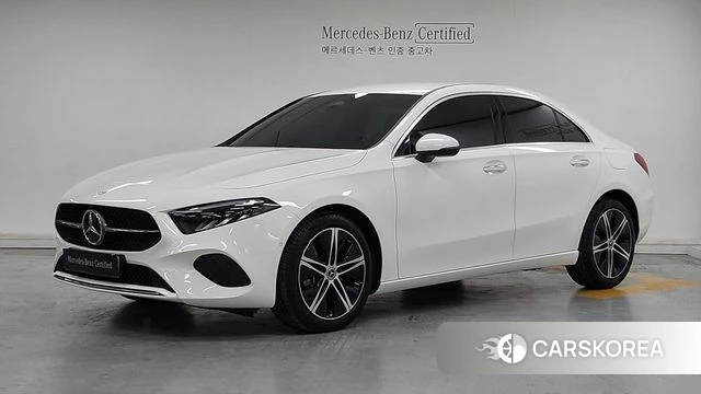 Mercedes-Benz A-Class W177 2024 Белый из Кореи