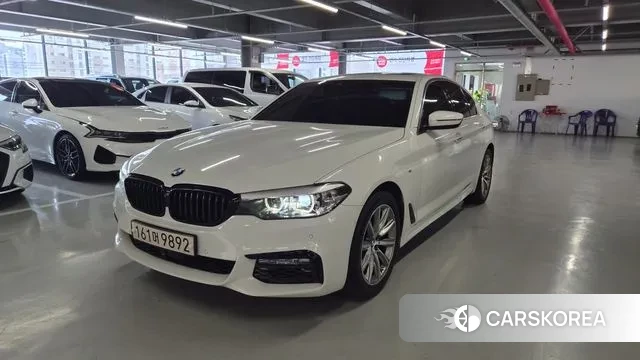 BMW 5 Series (G30) 2018 Белый из Кореи