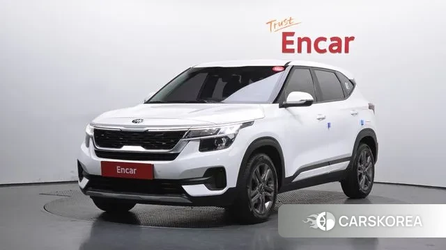 Kia Seltos 2021 Белый из Кореи