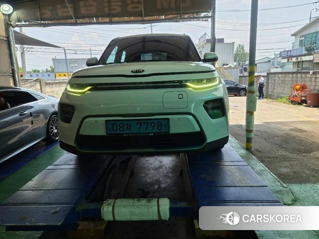 Kia Soul Booster EV 2019 Белый из Кореи