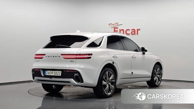 Genesis GV70 2023 Белый из Кореи