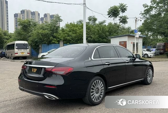 Mercedes-Benz E-class 2022 Черный из Китая